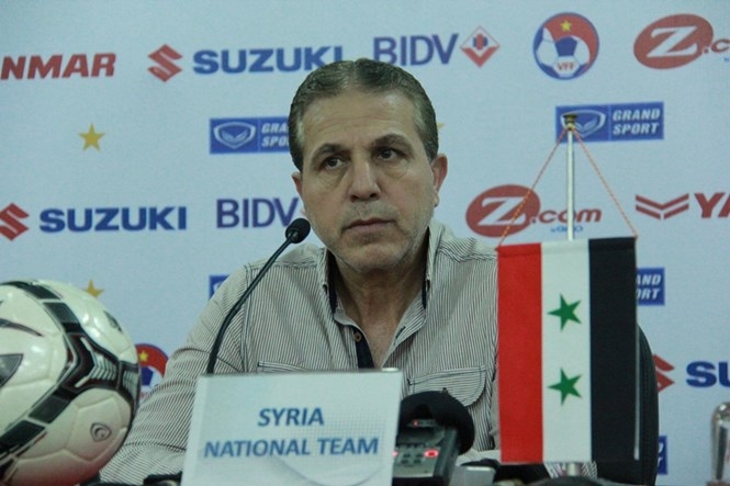 HLV trưởng Syria Ayman Alhakim trả lời báo chí sáng 30.5 /// Lê Nam