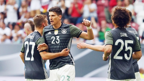 ĐT Đức: Điểm sáng Mario Gomez