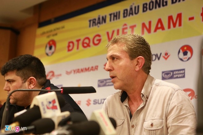 'Syria chi choi 30% suc manh o tran thua Viet Nam' hinh anh 1