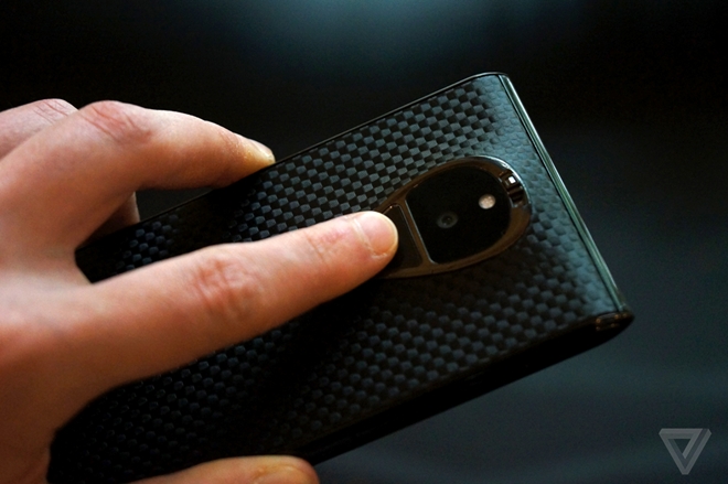 Di dong dat gap 20 lan iPhone co gi? hinh anh 11