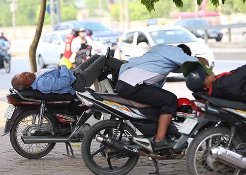 ha-noi-nong-37-do-c