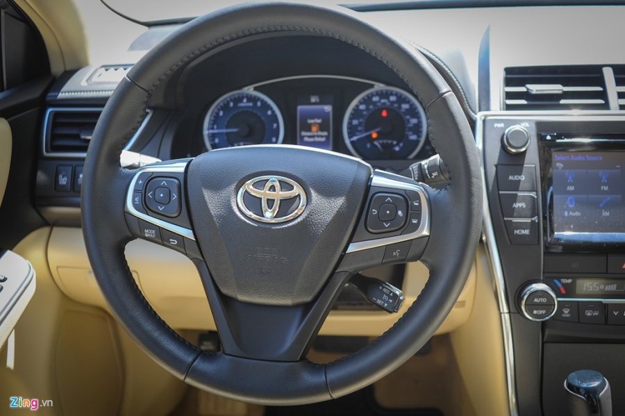 Toyota Camry XLE ban My gia gan 2 ty tai Ha Noi hinh anh 7