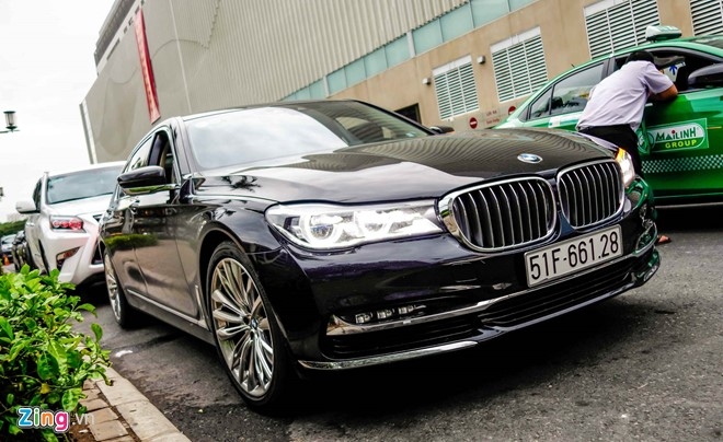 Chi tiet BMW 750Li den pha laser gan 6,5 ty o Sai Gon hinh anh 4