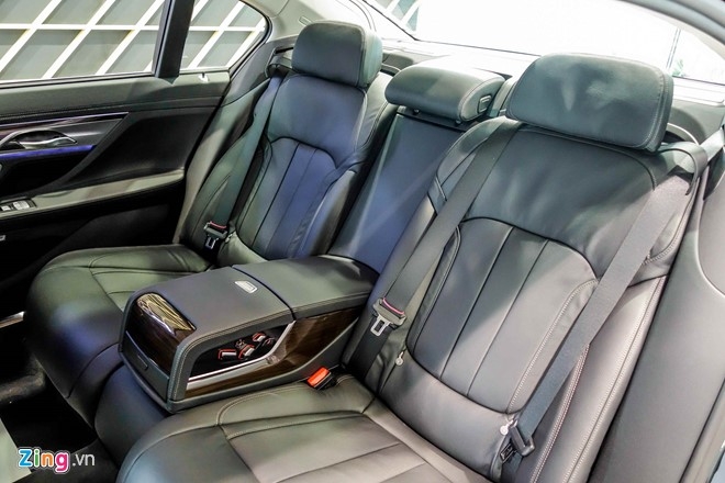 Chi tiet BMW 750Li den pha laser gan 6,5 ty o Sai Gon hinh anh 11