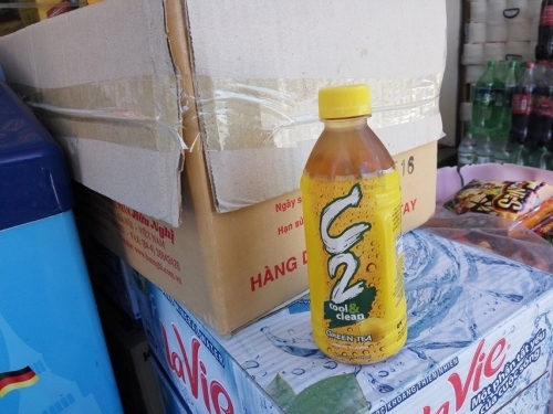 Hàng loạt siêu thị, cửa hàng đồng loạt tẩy chay trà xanh C2, Rồng Đỏ - Ảnh 2