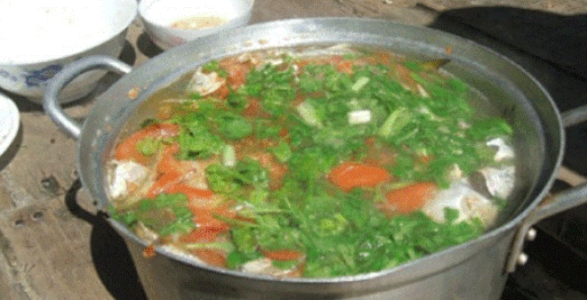 Vụ vợ bỏ thuốc diệt cỏ vào canh: Từng dọa cho vợ uống thuốc độc