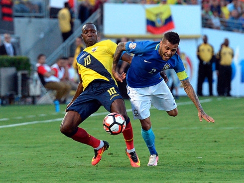 dt brazil hoa that vong ecuador ngay ra quan hinh 0