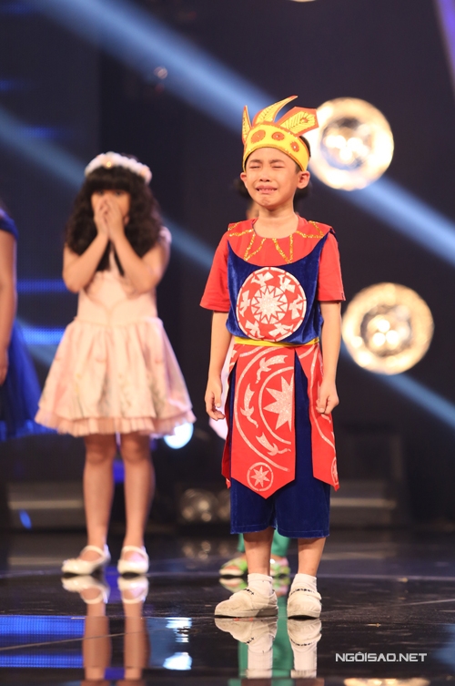 ho-van-cuong-khien-van-mai-huong-isaac-bat-khoc-13
