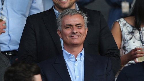 Mourinho, MU, Quỷ đỏ, Old Trafford, danh sách đen, Bastian Schweinsteiger