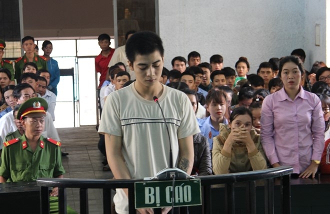 Gianh ban gai trong quan nhau, thanh nien bi dam chet hinh anh 1