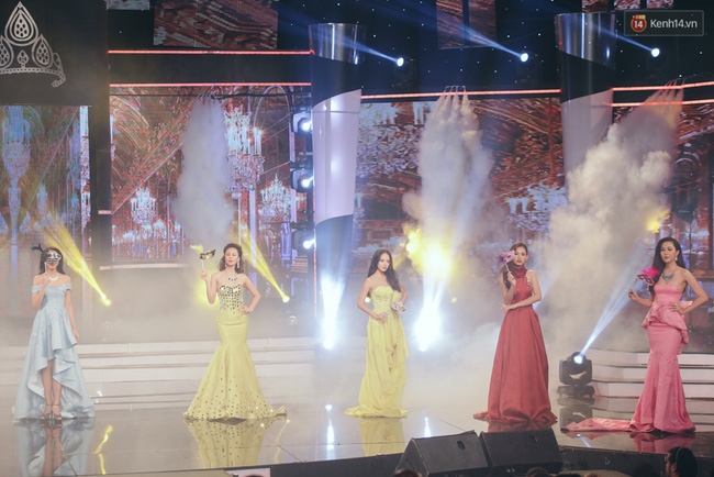 Diệu Ngọc xuất sắc đăng quang Hoa khôi Áo dài Việt Nam 2016 - Ảnh 11.