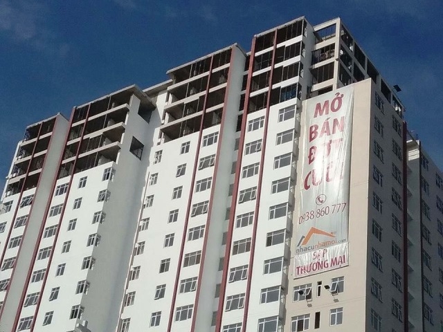 Dự án chưa hoàn thiện nhưng chủ đầu tư đã rao bán và cho dân vào ở đang gây mất niềm tin trong thị trường