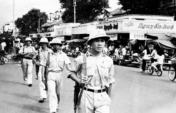 Nhung trang phuc cua luc luong cong an tu nam 1945 den nay hinh anh 4