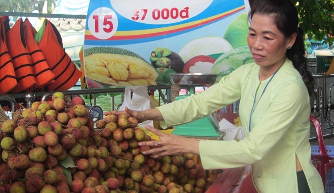 Sau rieng gia 24.000 dong 1 kg o cho noi trai cay Sai Gon hinh anh 8