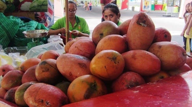 Sau rieng gia 24.000 dong 1 kg o cho noi trai cay Sai Gon hinh anh 12