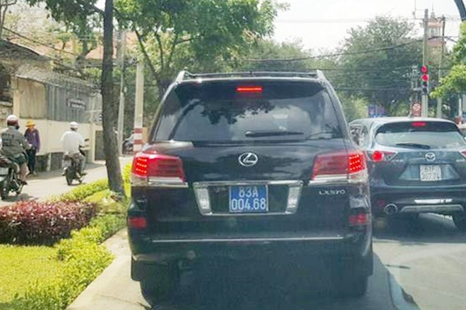 Tinh uy Soc Trang tra Lexus cho cong an hinh anh 1