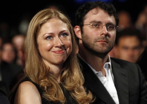 Cô gái âm thầm giúp bà Hillary Clinton tiến tới ghế tổng thống Mỹ - ảnh 5