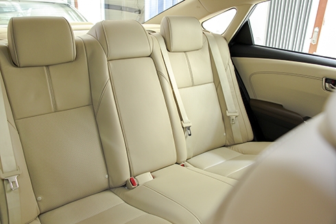 toyota-avalon-hybrid-hang-luot-9