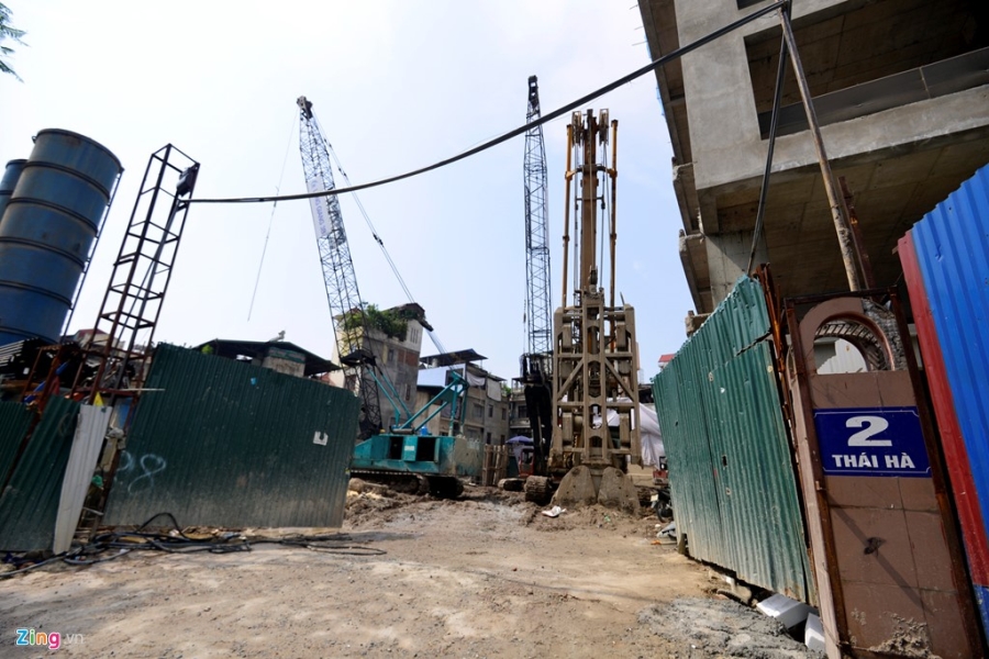 Hang loat sieu du an i ach chenh venh giua Ha Noi hinh anh 5