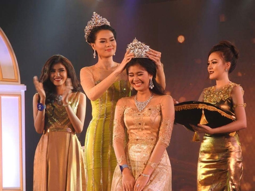 nguoi-dep-tuoi-teen-dang-quang-hoa-hau-myanmar-2016