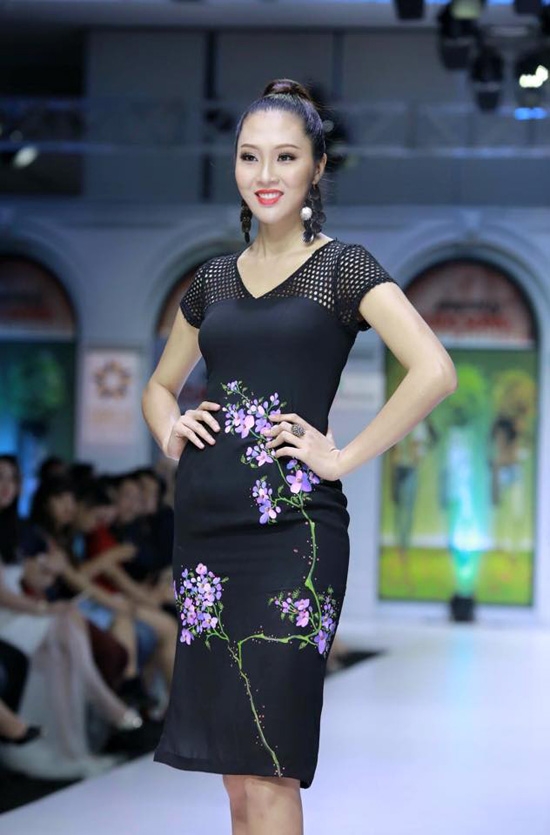 anh-doi-thuong-tre-trung-cua-hoa-khoi-dieu-ngoc-10