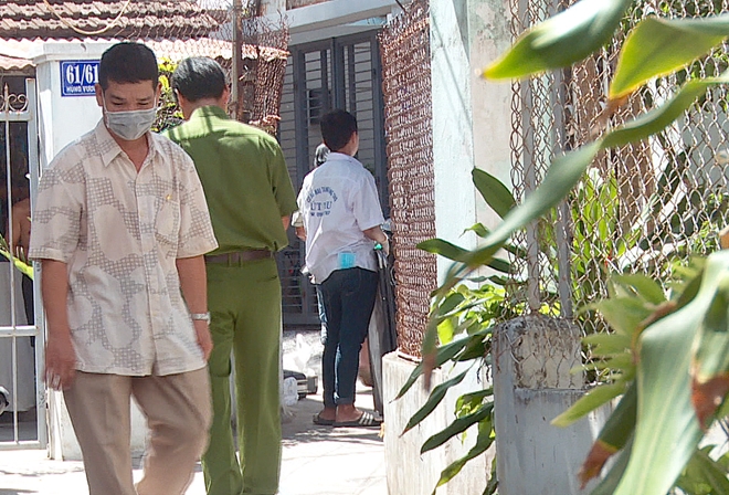 Hai nguoi nuoc ngoai chet bat thuong trong can nha thue hinh anh 1