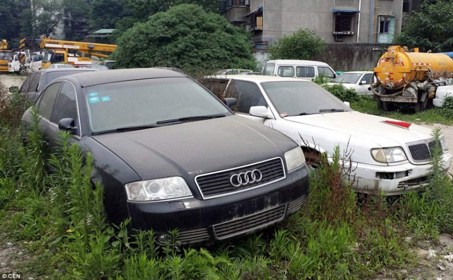 nghĩa địa, siêu xe, Trung Quốc, Bentley, Audi