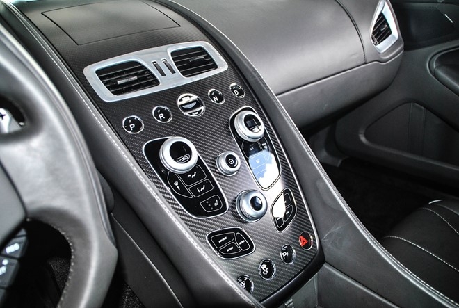 Them sieu xe Aston Martin Vanquish ve Viet Nam hinh anh 8