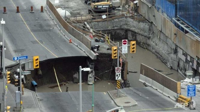​Xuất hiện hố tử thần tại trung tâm thủ đô Canada 