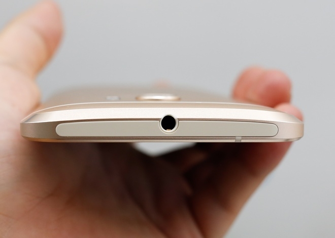 HTC 10 - smartphone đầu tiên dùng chip Snapdragon 820 tại VN