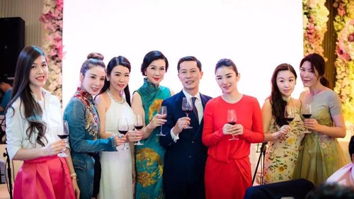 huynh-dich-len-tieng-ve-viec-ket-hon-lan-3