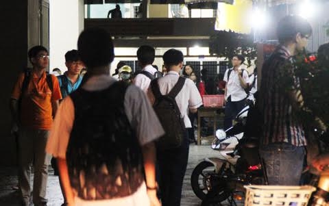 dạy thêm, học thêm, giáo viên dạy thêm, cấm dạy thêm