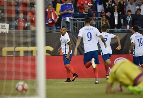 Chile - Bolivia: 101 phút đau tim - 1
