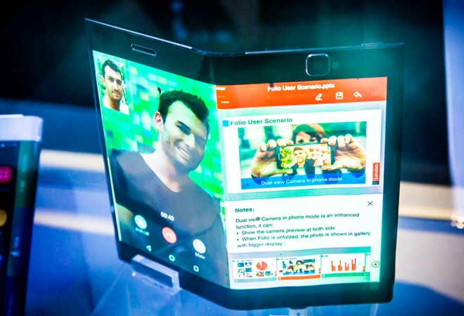 Lenovo gioi thieu nguyen mau smartphone uon deo hinh anh 5