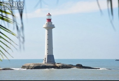 Trung Quốc ráo riết xây dựng hải đăng ở Trường Sa - Ảnh 1