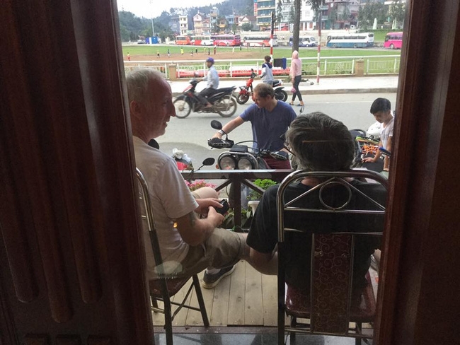 Trưởng nhóm bạn trẻ tìm kiếm phượt thủ người Anh nói gì khi bị cho là hành động ngu ngốc và mạo hiểm - Ảnh 3.