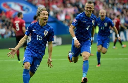 Thổ Nhĩ Kỳ - Croatia: Siêu phẩm của giải đấu - 2