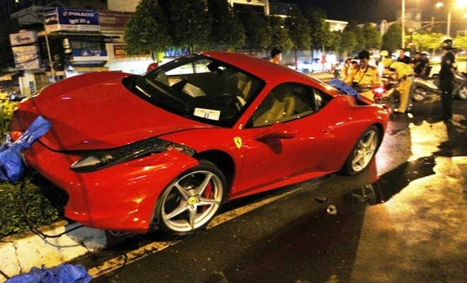 Ferrari 458 Italia tai xuat sau tai nan o Sai Gon hinh anh 5