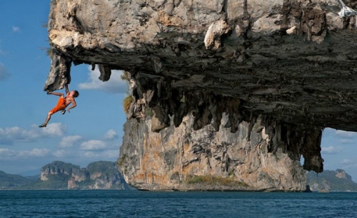 free-soloing-mon-the-thao-mao-hiem-phuot-thu-anh-tu-nan-yeu-thich-1