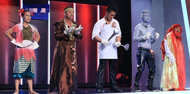 Khoi My va ban trai tin don trang tay o Nguoi bi an hinh anh 6