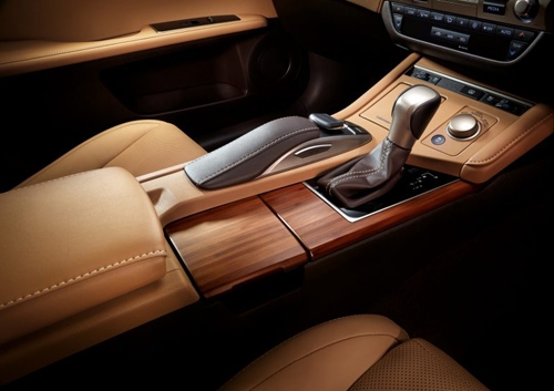 lexus-es250-ban-dac-biet-gia-72000-usd-page-2-11