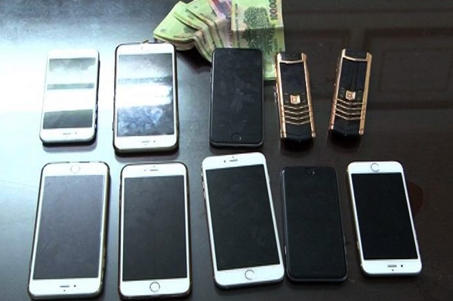 Triet pha duong day ca do bong da mua Euro hinh anh 1