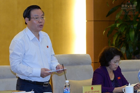 Phó Chủ tịch Quốc hội Phùng Quốc Hiển yêu cầu giữ nguyên số bội chi theo dự toán Quốc hội đã cho phép là 224.000 tỷ đồng.