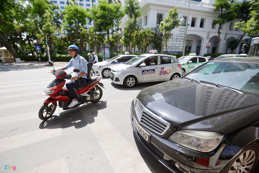 Loay hoay tranh nang nong 39 do C giua nga tu hinh anh 7