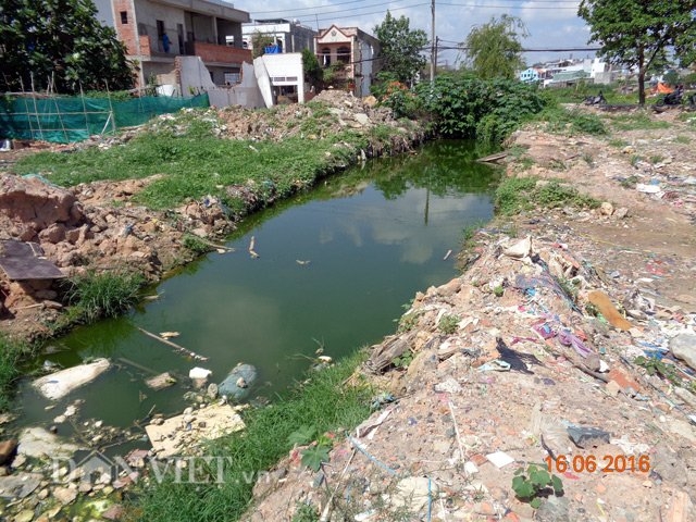 be trai chet thuong tam tai khu vuc thi cong du an chong ngap hinh anh 3