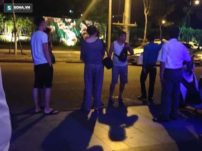 Đà Nẵng: Khách Trung Quốc ngang ngược đốt tiền Việt Nam - Ảnh 2.