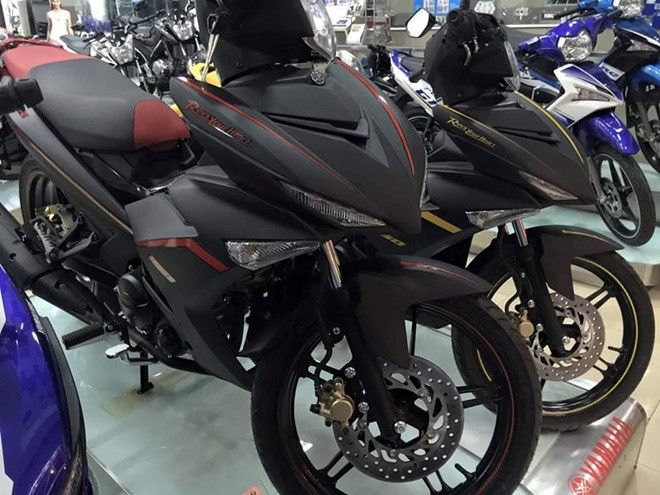 Exciter 150 co them mau den nham, gia 46 trieu dong hinh anh 1