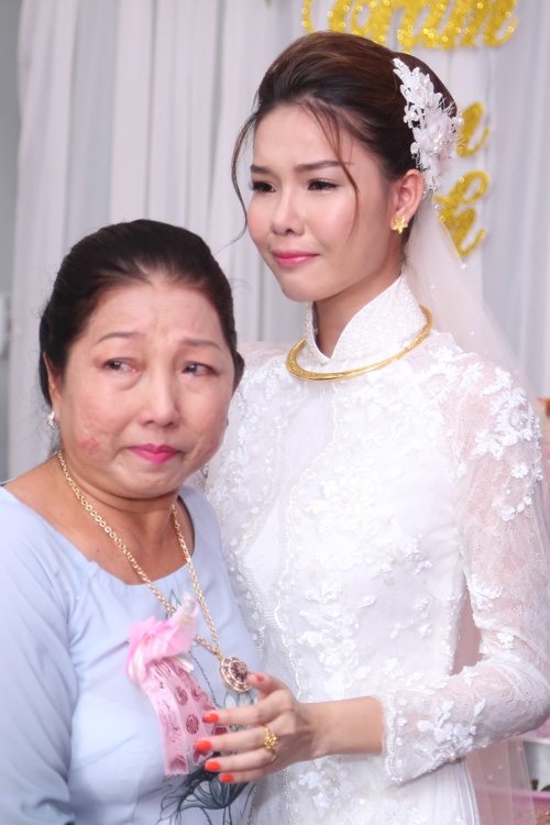 Kẻ đáng sợ xuất hiện trong đám cưới của Kỳ Hân - Mạc Hồng Quân - Ảnh 1.