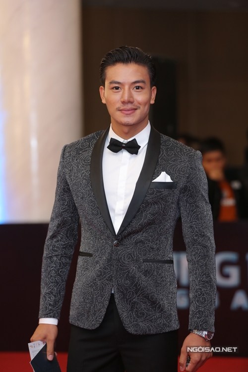 Hiếu Nguyễn.