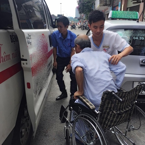 ung thu phoi da di can vao xuong - len nao, ns han van tinh ngay cang yeu - 7